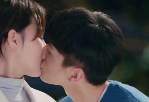 张馨予吻戏在线观看,在线观看浪漫升级  第1张